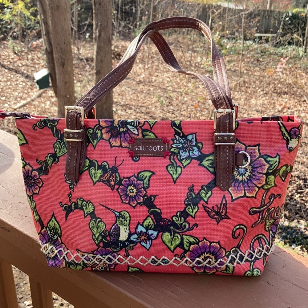 Sakroots coral humming bird purse